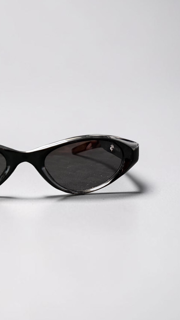 HER $hades (CatEye) 002